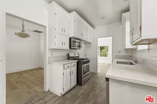 7072 Owens St, Tujunga, CA 91042 - Photo 17
