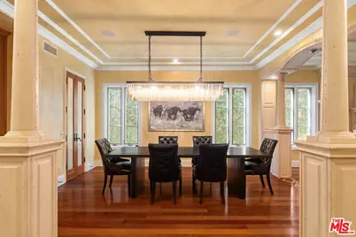 919 S Gretna Green Way, Los Angeles, CA 90049 - Photo 3