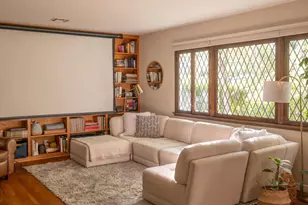 9720 Yoakum Dr, Beverly Hills, CA 90210 - Photo 7