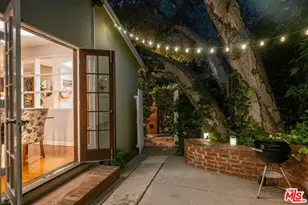 9720 Yoakum Dr, Beverly Hills, CA 90210 - Photo 21