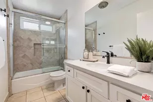 1337 Berkeley St, Santa Monica, CA 90404 - Photo 11