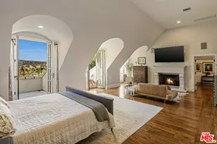 4155 Green Meadow Ct, Encino, CA 91316 - Photo 11