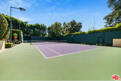 1550 Amalfi Dr, Pacific Palisades, CA 90272 - Photo 21