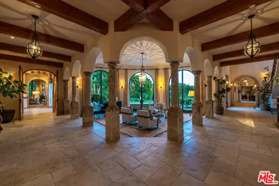 1550 Amalfi Dr, Pacific Palisades, CA 90272 - Photo 43