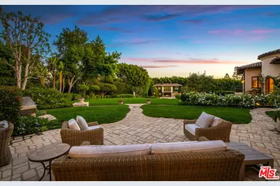 1550 Amalfi Dr, Pacific Palisades, CA 90272 - Photo 49