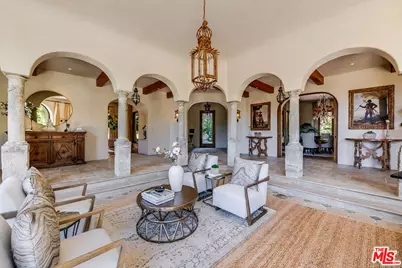 1550 Amalfi Dr, Pacific Palisades, CA 90272 - Photo 11