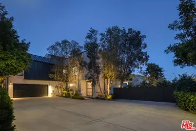 8080 Laurel View Dr, Los Angeles, CA 90069 - Photo 25