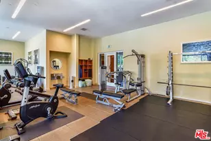 1705 Ocean Ave, Santa Monica, CA 90401 - Photo 29