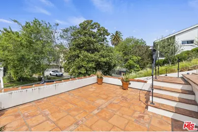 1934 Fairburn Ave, Los Angeles, CA 90025 - Photo 35