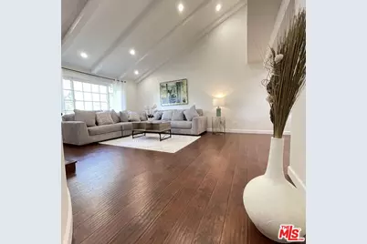 11158 Newcastle Ave, Granada Hills, CA 91344 - Photo 9