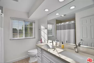 11158 Newcastle Ave, Granada Hills, CA 91344 - Photo 55