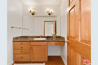 22780 Macfarlane Dr, Woodland Hills, CA 91364 - Photo 9