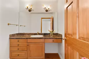 22780 MacFarlane Dr, Woodland Hills, CA 91364 - Photo 9