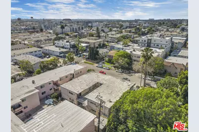 3674 Empire Dr, Los Angeles, CA 90034 - Photo 25