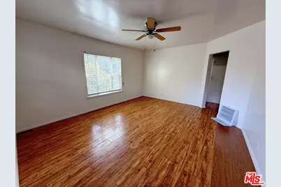 4253 S Centinela Ave, Los Angeles, CA 90066 - Photo 11
