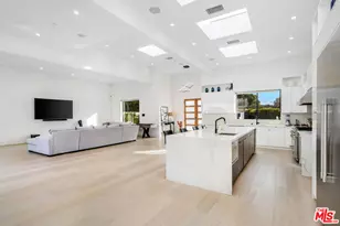 22931 Dolorosa St, Woodland Hills, CA 91367 - Photo 9