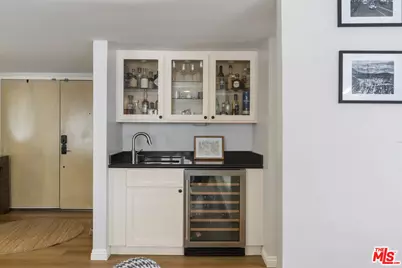 14560 Benefit St #206, Sherman Oaks, CA 91403 - Photo 13