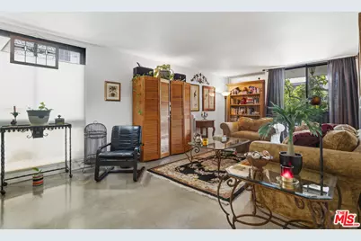 906 N Doheny Dr #221, West Hollywood, CA 90069 - Photo 3