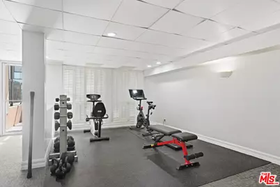 906 N Doheny Dr #221, West Hollywood, CA 90069 - Photo 25