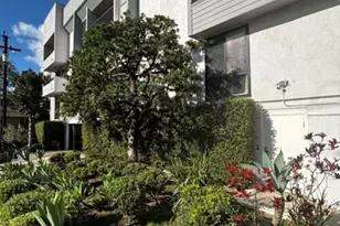 906 N Doheny Dr, West Hollywood, CA 90069 - Photo 1