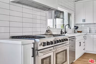 12254 Circula Panorama, North Tustin, CA 92705 - Photo 7