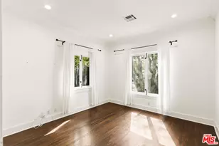 524 N Kilkea Dr, Los Angeles, CA 90048 - Photo 19