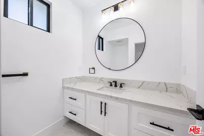 926 17th St, Hermosa Beach, CA 90254 - Photo 33
