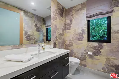 1716 Amherst Ave, Los Angeles, CA 90025 - Photo 27