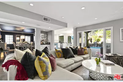 5176 Don Pio Dr, Woodland Hills, CA 91364 - Photo 5