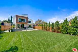 244 S Gramercy Pl, Los Angeles, CA 90004 - Photo 19