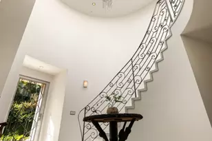 1456 Blue Jay Way, Los Angeles, CA 90069 - Photo 5