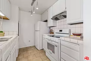 222 S Central Ave, Los Angeles, CA 90012 - Photo 13