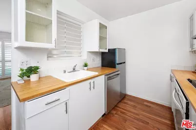 1440 23rd St #302, Santa Monica, CA 90404 - Photo 5