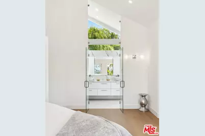 29675 Harvester Rd, Malibu, CA 90265 - Photo 17