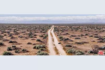0 Section 14, Township 32E, Range 40E, California City, CA 93504 - Photo 11