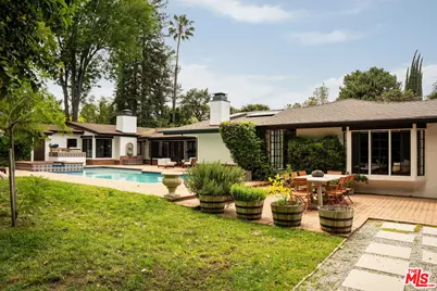 4860 Vanalden Ave, Tarzana, CA 91356 - Photo 33