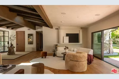 18001 Boris Dr, Encino, CA 91316 - Photo 11
