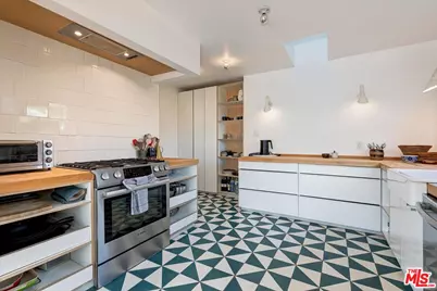 4465 Don Miguel Dr, Los Angeles, CA 90008 - Photo 9