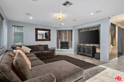 18080 Tanzanite Rd, San Bernardino, CA 92407 - Photo 11