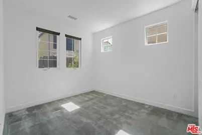 20705 W Chestnut Cir, Porter Ranch, CA 91326 - Photo 17