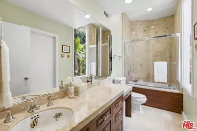 4101 Clear Valley Dr, Encino, CA 91436 - Photo 31