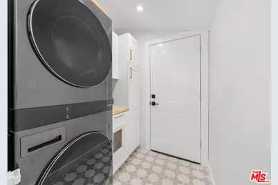 5741 Lemona Ave, Sherman Oaks, CA 91411 - Photo 25
