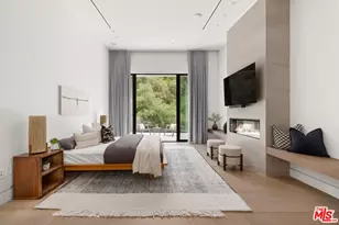 2814 Roscomare Rd, Los Angeles, CA 90077 - Photo 19