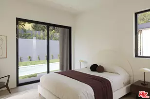 5208 Sanchez Dr, Los Angeles, CA 90008 - Photo 37