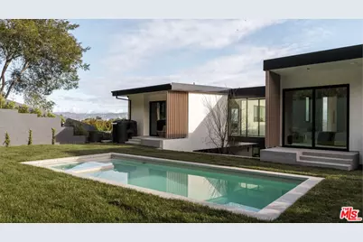 5208 Sanchez Dr, Los Angeles, CA 90008 - Photo 33