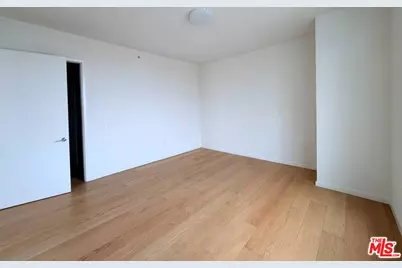 889 Francisco St #1008, Los Angeles, CA 90017 - Photo 13