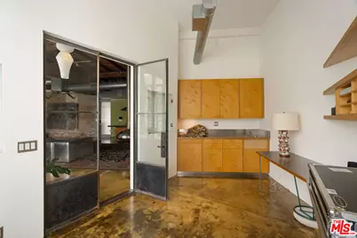 122 Mildred Ave, Venice, CA 90291 - Photo 17