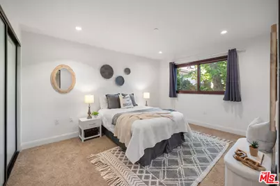 853 S Lucerne Blvd #202, Los Angeles, CA 90005 - Photo 29