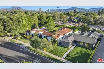 11642 Hartsook St, Valley Village, CA 91601 - Photo 63