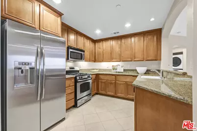 2001 Artesia Blvd #208, Redondo Beach, CA 90278 - Photo 7